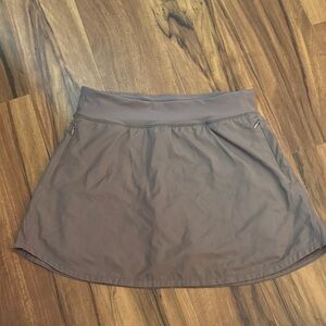 Taupe tennis skort